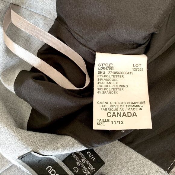 Le Chateau Short Skirt - Picture 9 of 10